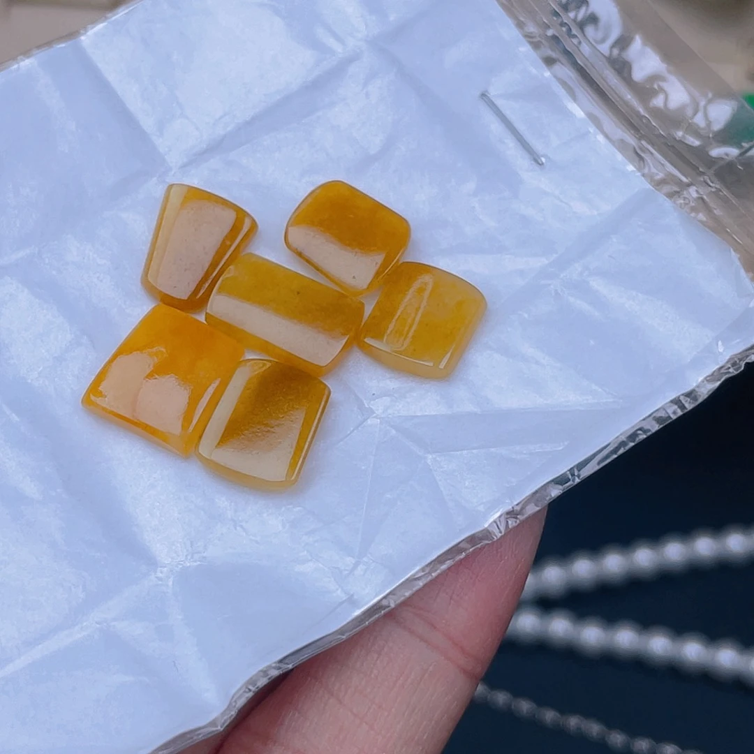 散珠翡翠天然翡翠蛋面