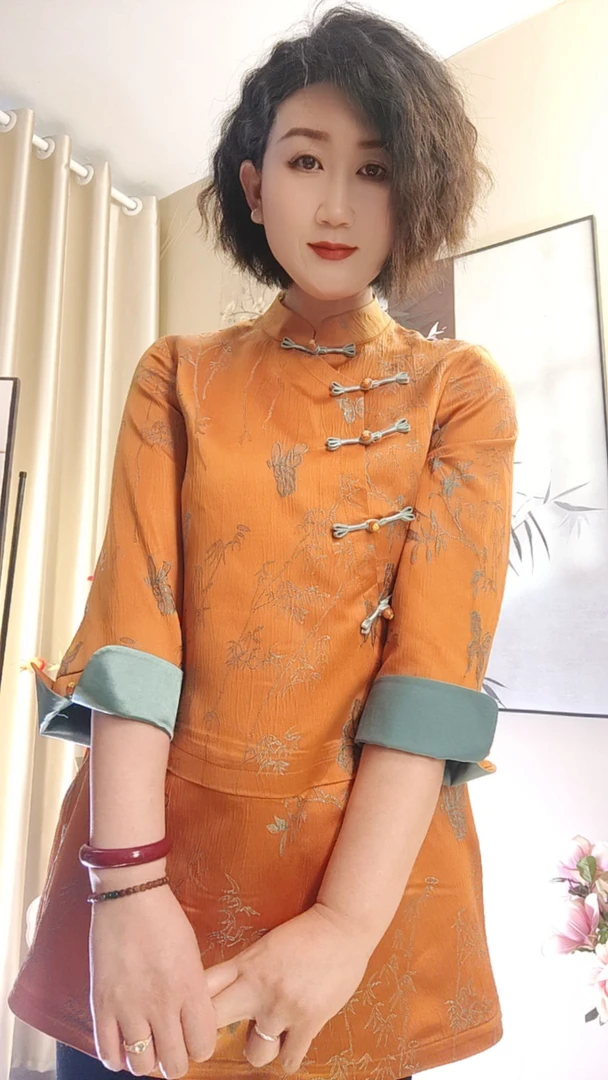 金桔色国风上衣打底衫中长款雍容华贵大气气质