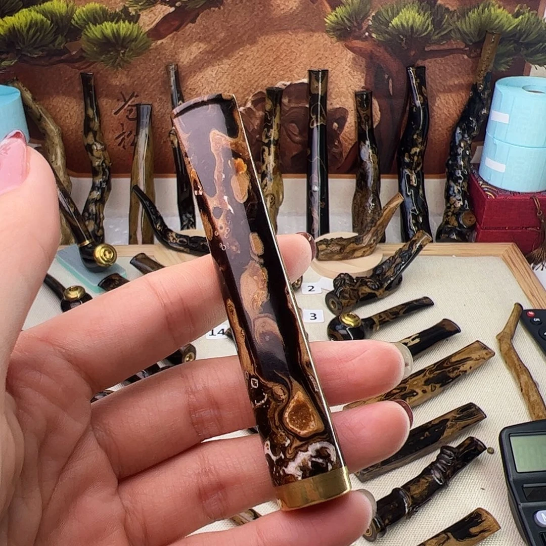 爱***油 海小柳血柳光面烟嘴