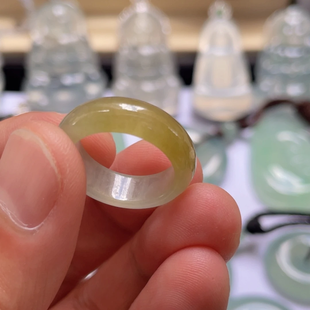 定制翡翠未镶嵌天然缅甸翡翠a货