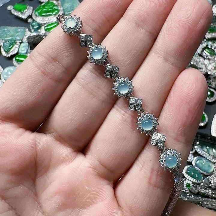 翡翠颈饰未镶嵌天然A货翡翠放漏