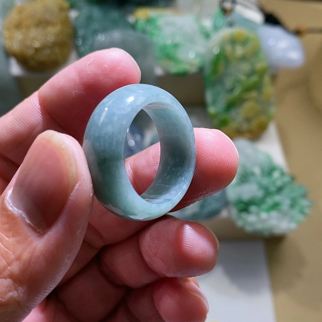 【闪购商品】翡翠颈饰未镶嵌1111111111111
