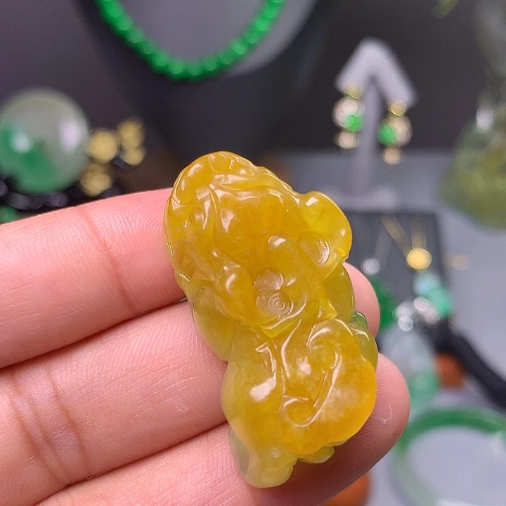 吊坠(赠链)未镶嵌翡翠
