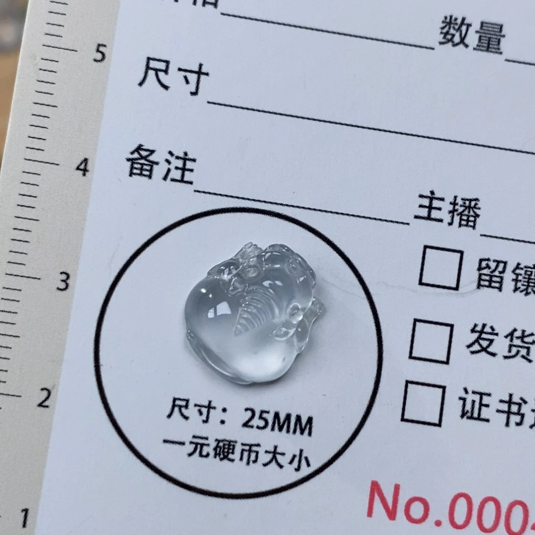 翡翠未镶嵌挂件金蟾