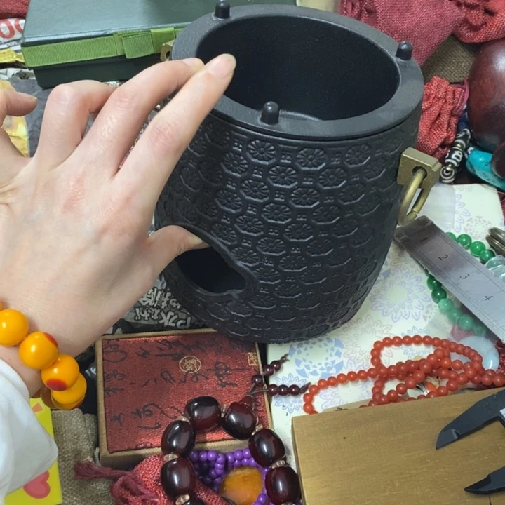 摆件中古工艺品一件