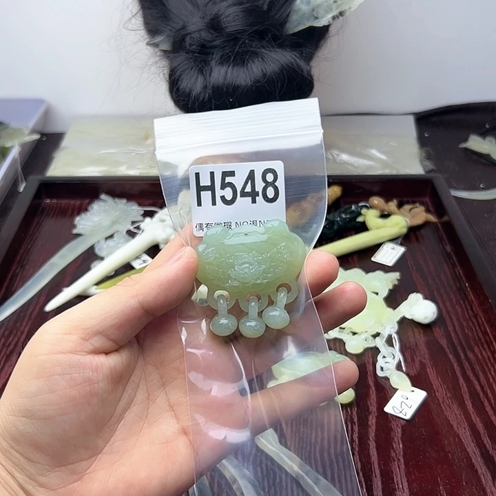 蛇纹石玉发饰合金小****?