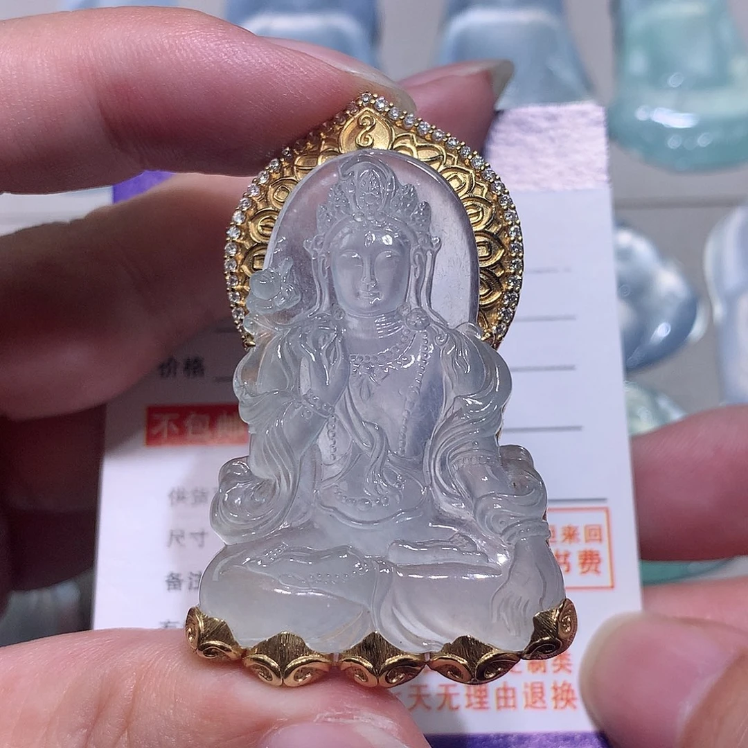 翡翠18K金镶嵌颈饰度母