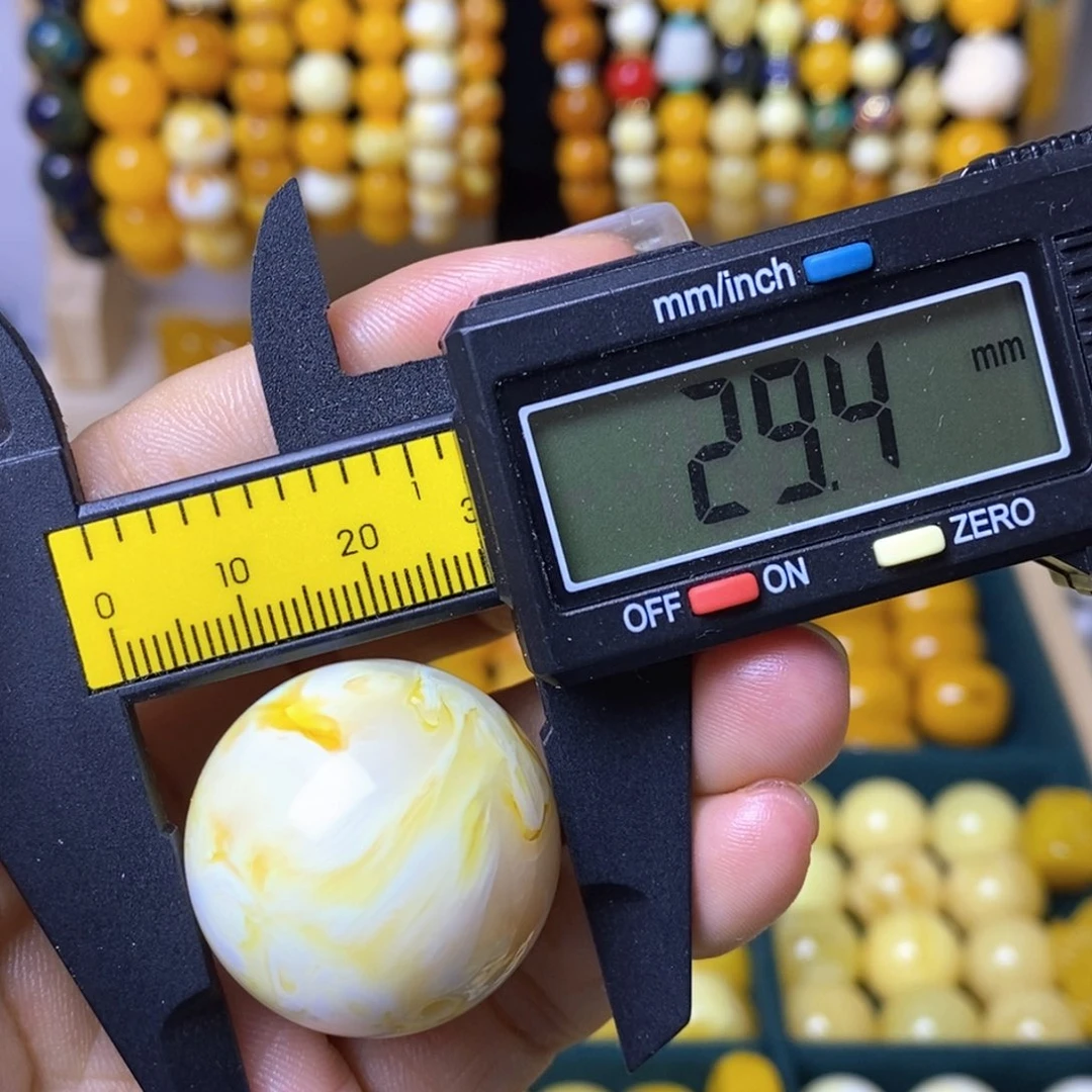树脂非金属瑕疵款30俄白圆珠