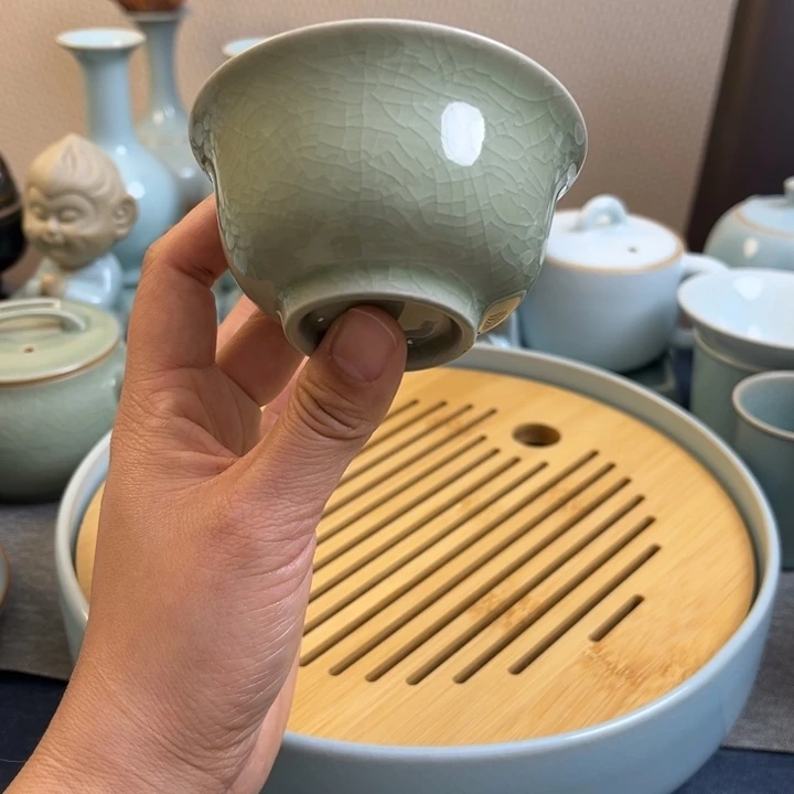 汝瓷豆绿压手杯一级全品