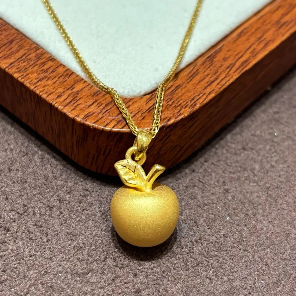周大生足金金苹果吊坠圣诞节平安夜新年礼物