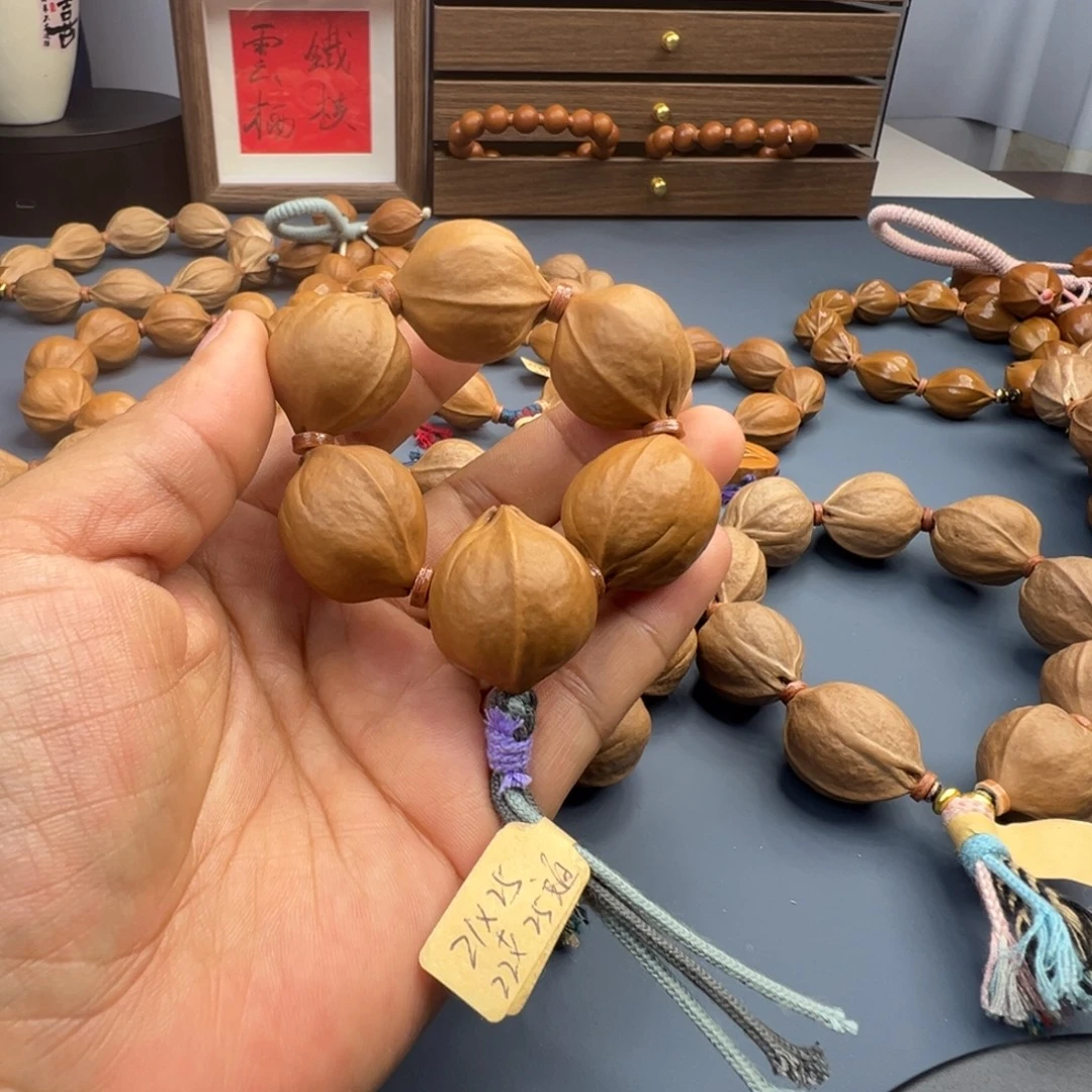 手串橄榄核梅林铁核鲨鱼背 21×25 手捻