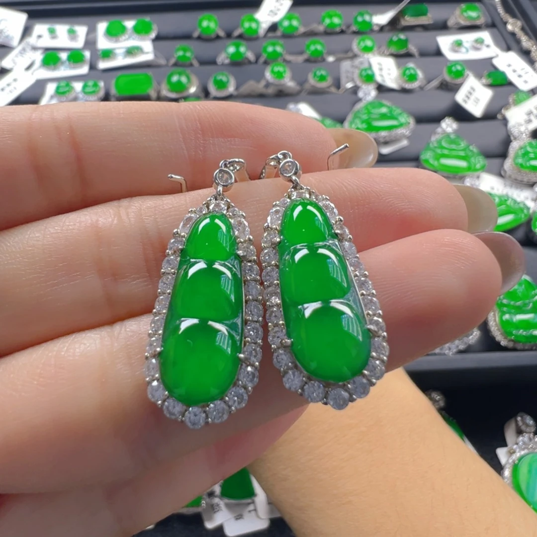 翡翠银S925镶嵌颈饰豆子