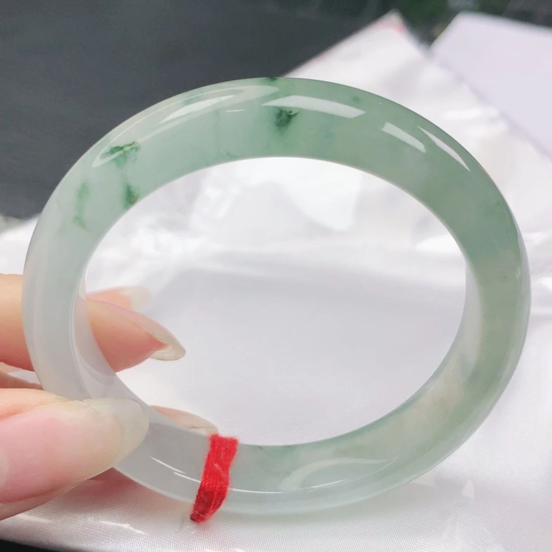 翡翠未镶嵌手镯翡翠52.0冰种冰透亮飘花正圈