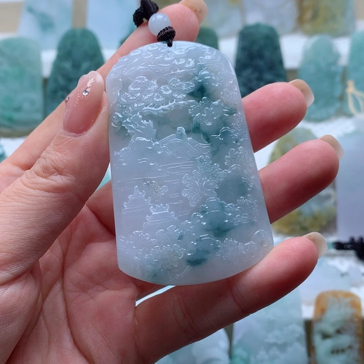 定制翡翠未镶嵌山水牌