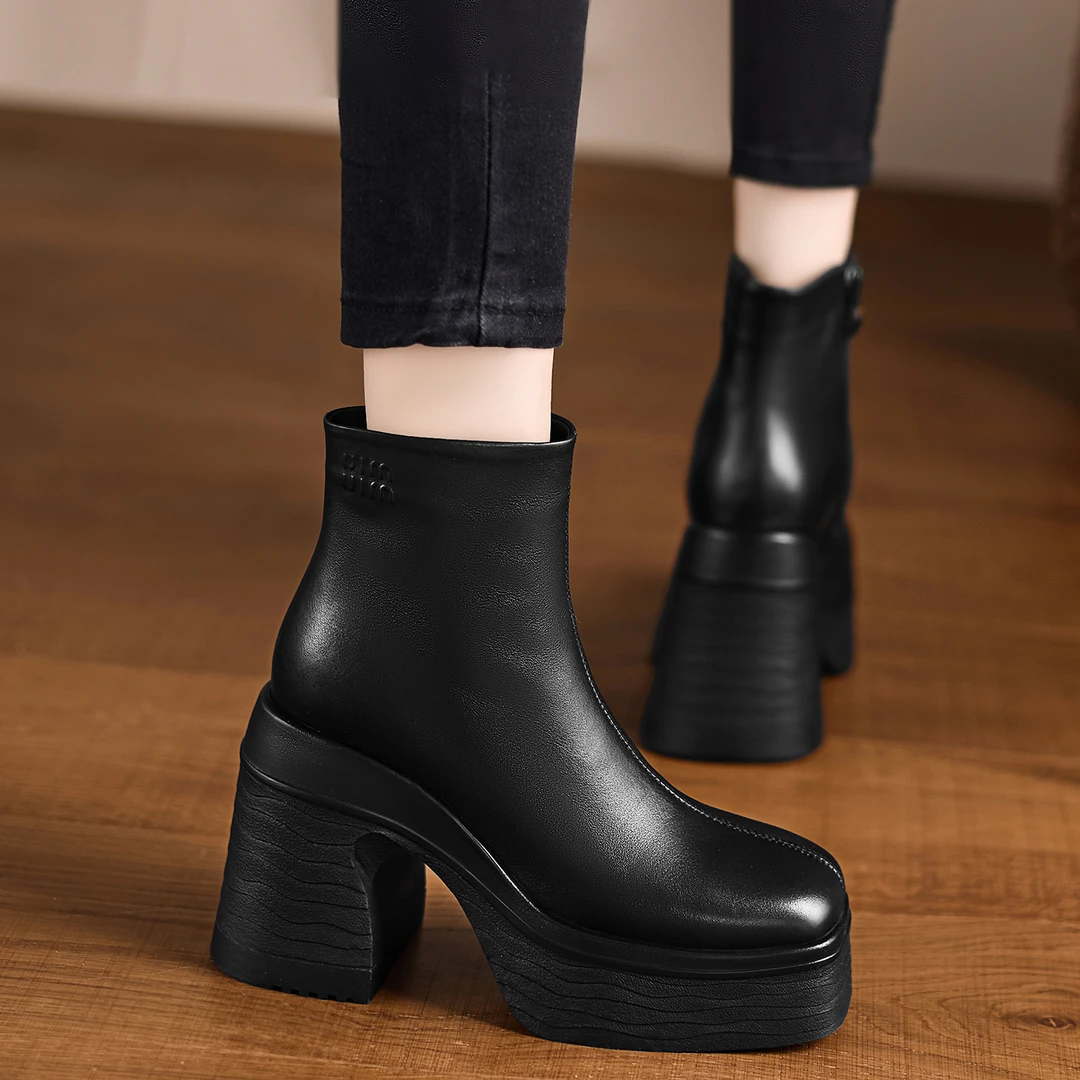 小个子手工女鞋10cm~英伦风短靴防水台高跟鞋2025新款粗跟马丁靴