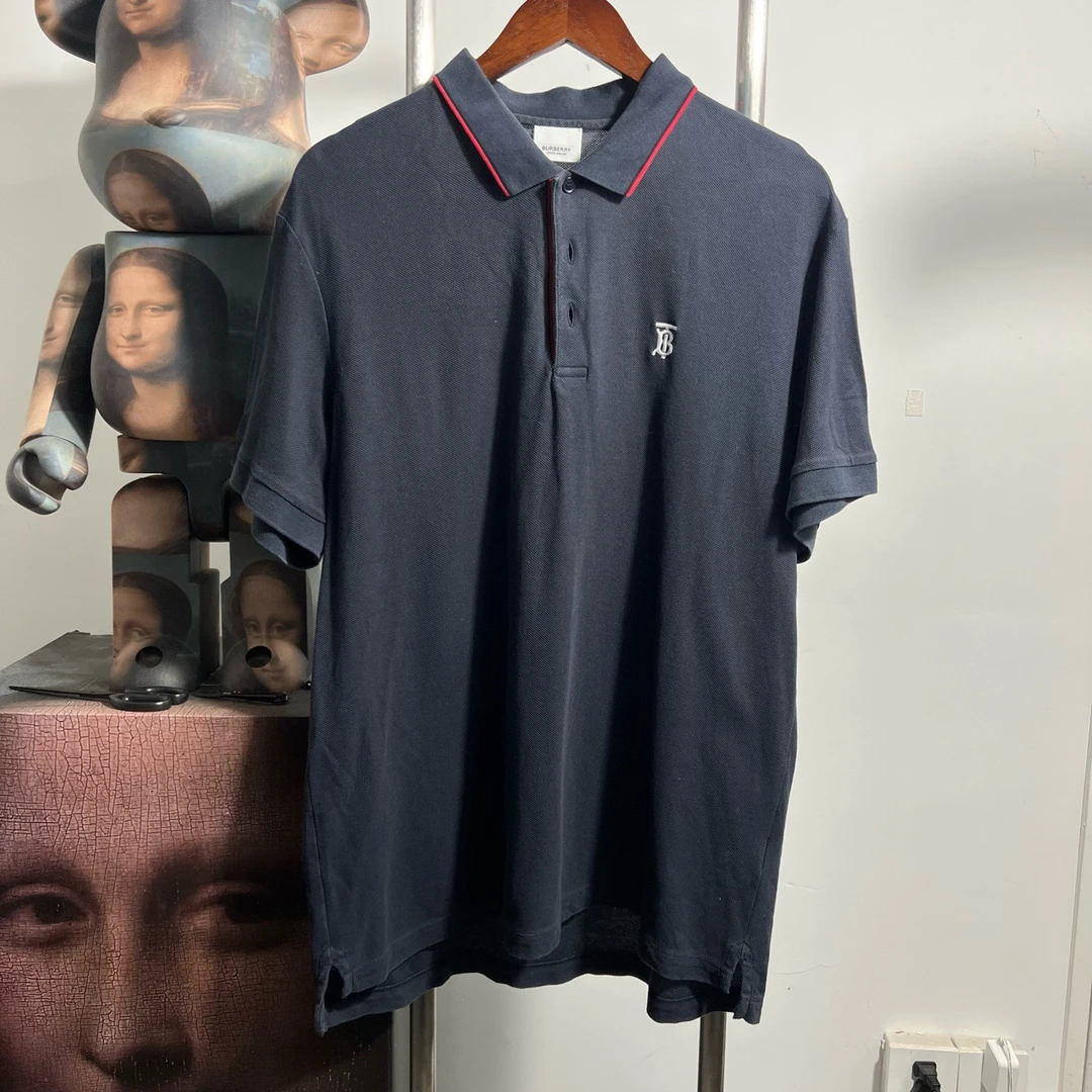 99新 BURBERRY/博柏利 短袖 R0445 尺码：XXL胸围60衣长81 编码1