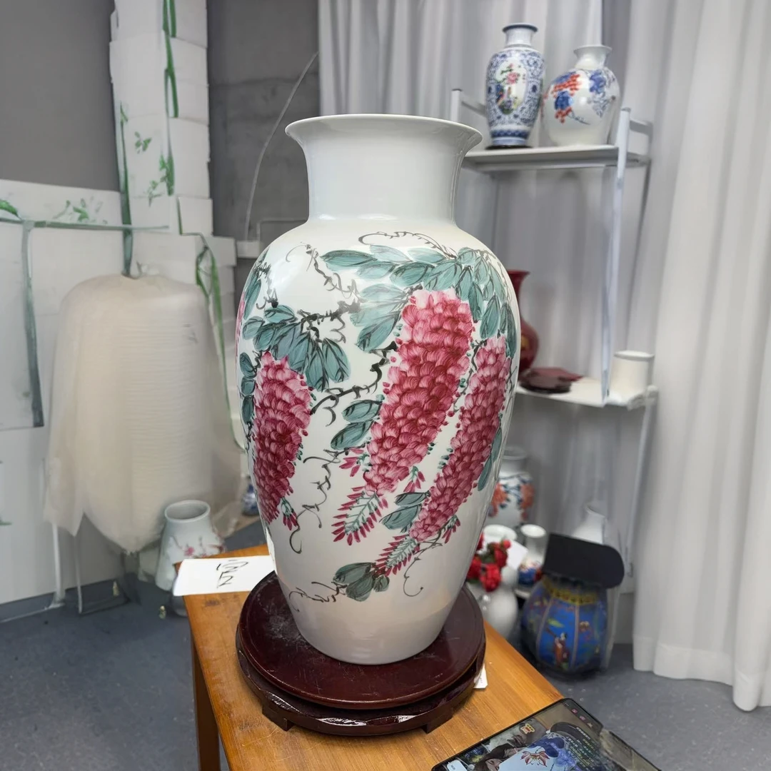 景德镇紫藤花大冬瓜赏瓶