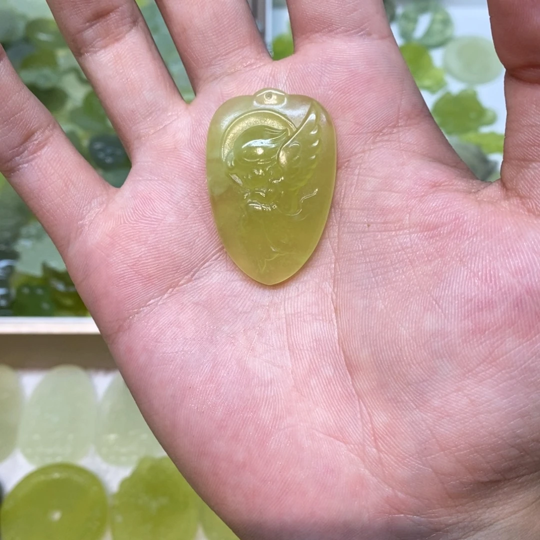 岫玉未镶嵌吊坠(不含链)