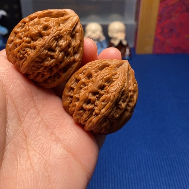 文玩核桃把件38尺御尊