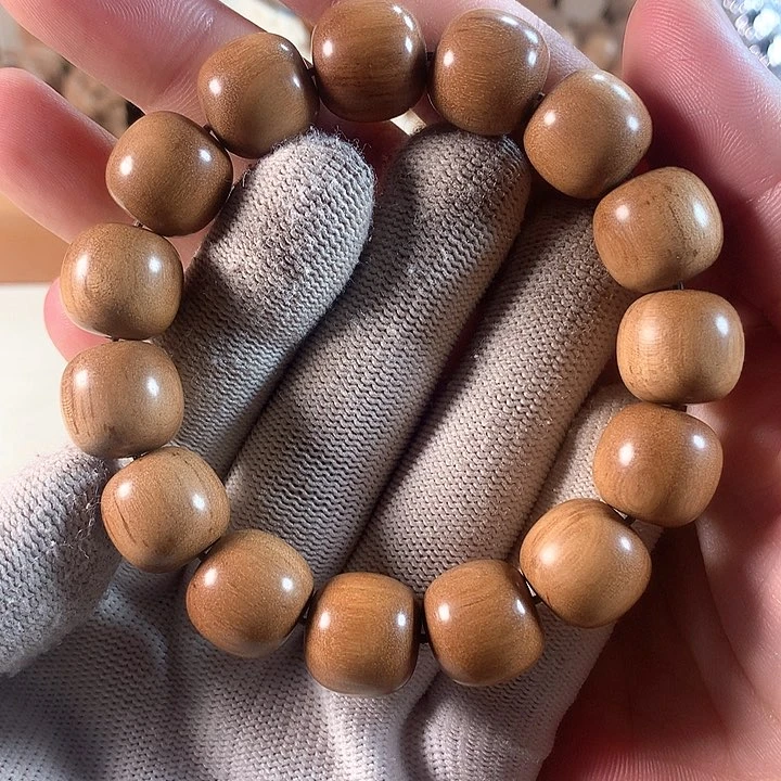 檀香木手串/手链迈索尔14✖️15奶香花香精品老型（2档）