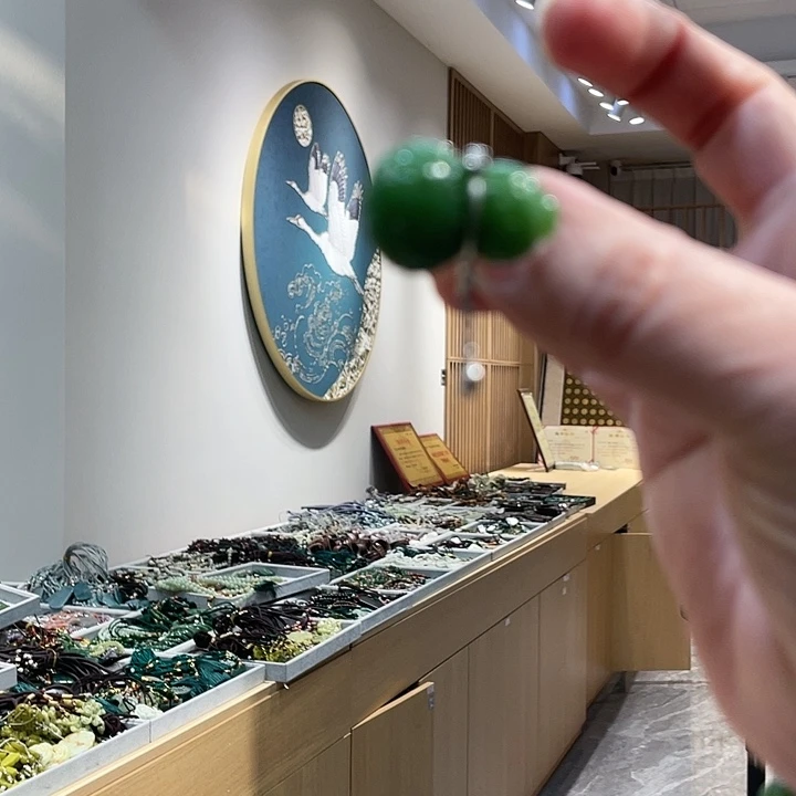 【闪购商品】和田玉（糖玉）颈饰未镶嵌小*儿