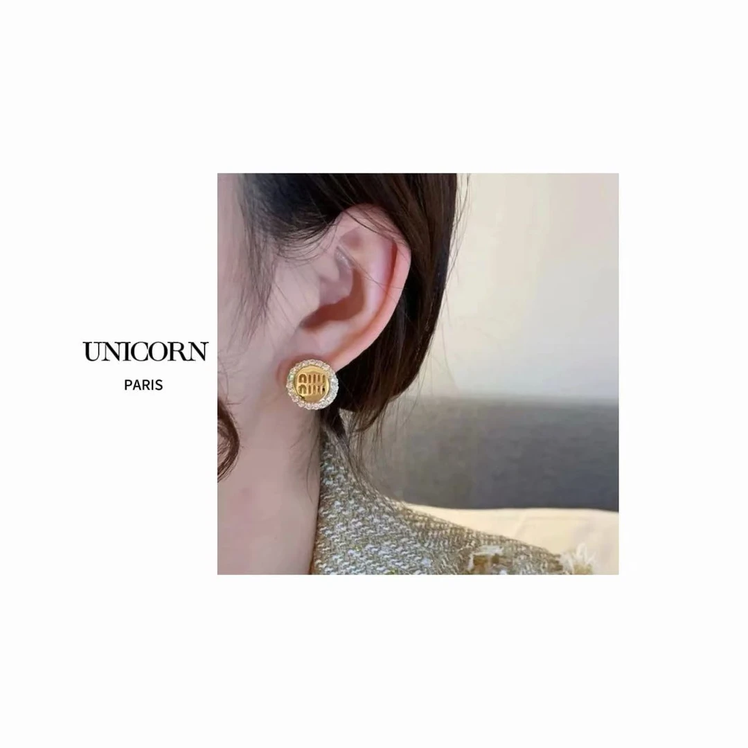 铜合金仿水晶耳饰 2025新款时尚耳扣女 ES0856