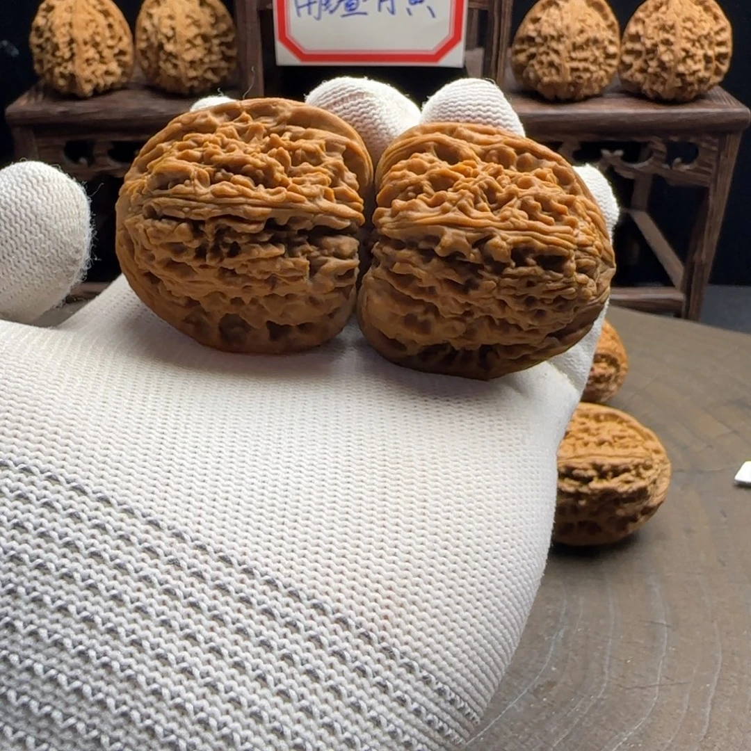 F***月文玩核桃吊坠43炮弹