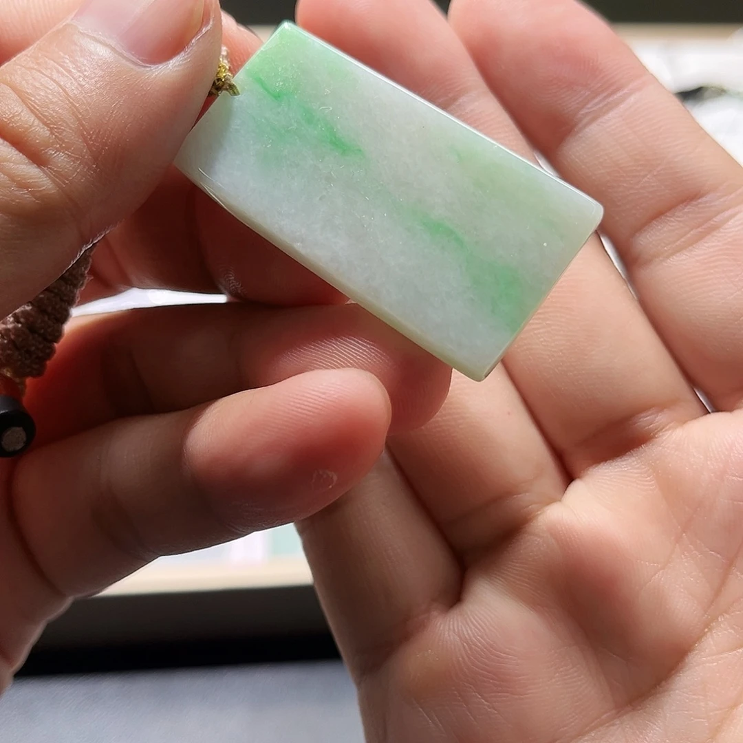 翡翠未镶嵌颈饰天然翡翠A货