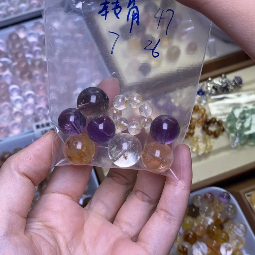转***旧未镶嵌手链水晶胶花