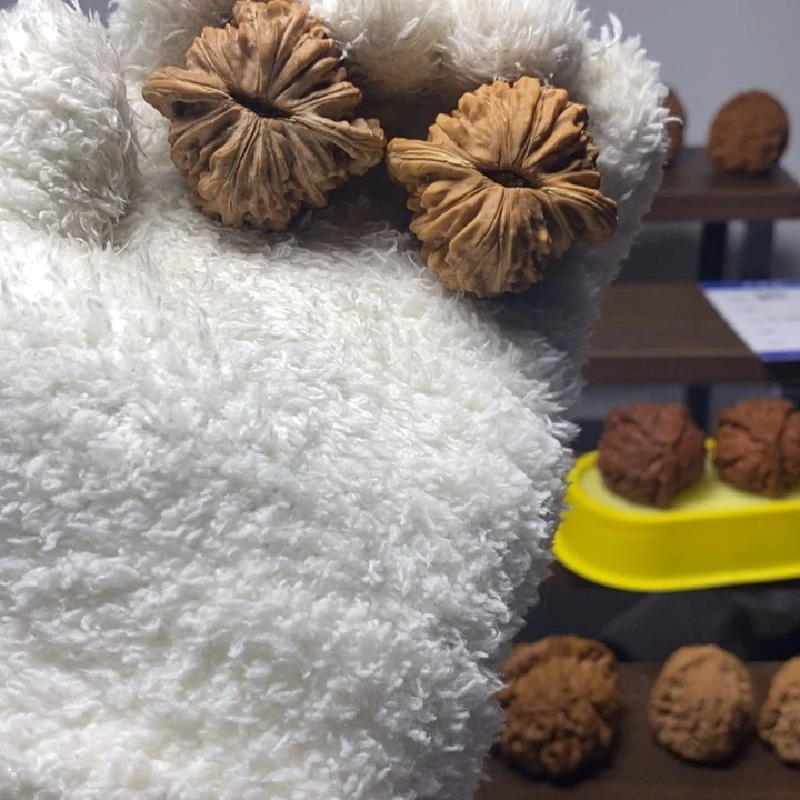 桃核吊坠44汉高楼