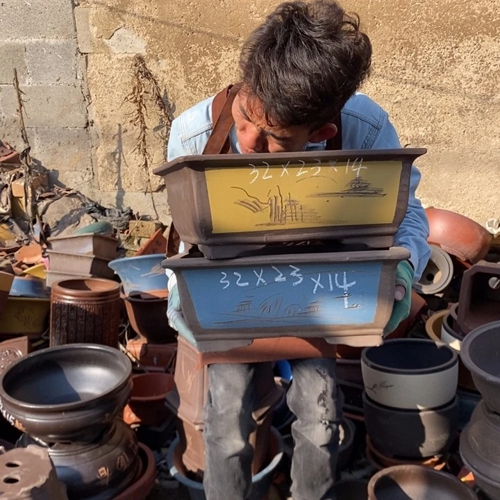 红陶一次次地伤害自己了。在家了