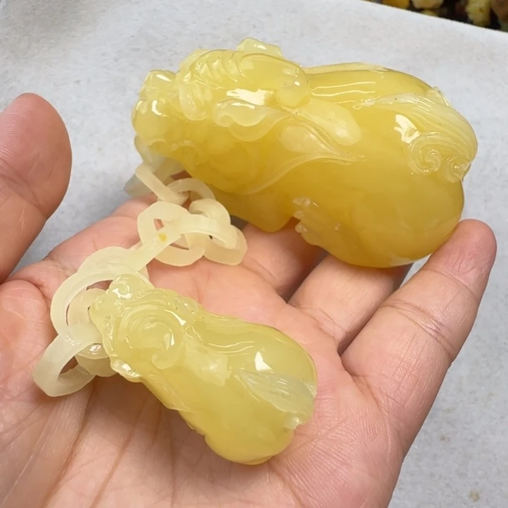 未镶嵌蜜蜡珠宝奇石