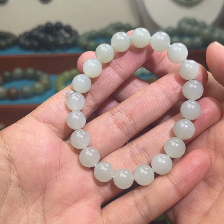 和田玉未镶嵌手链卡10