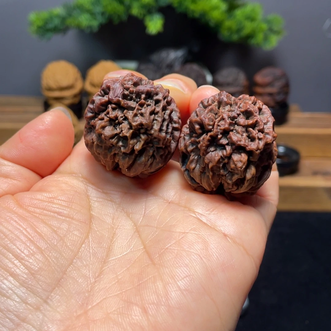 把件文玩核桃龙鳞舍利