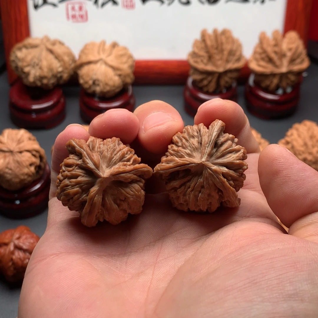把件文玩核桃楼奔