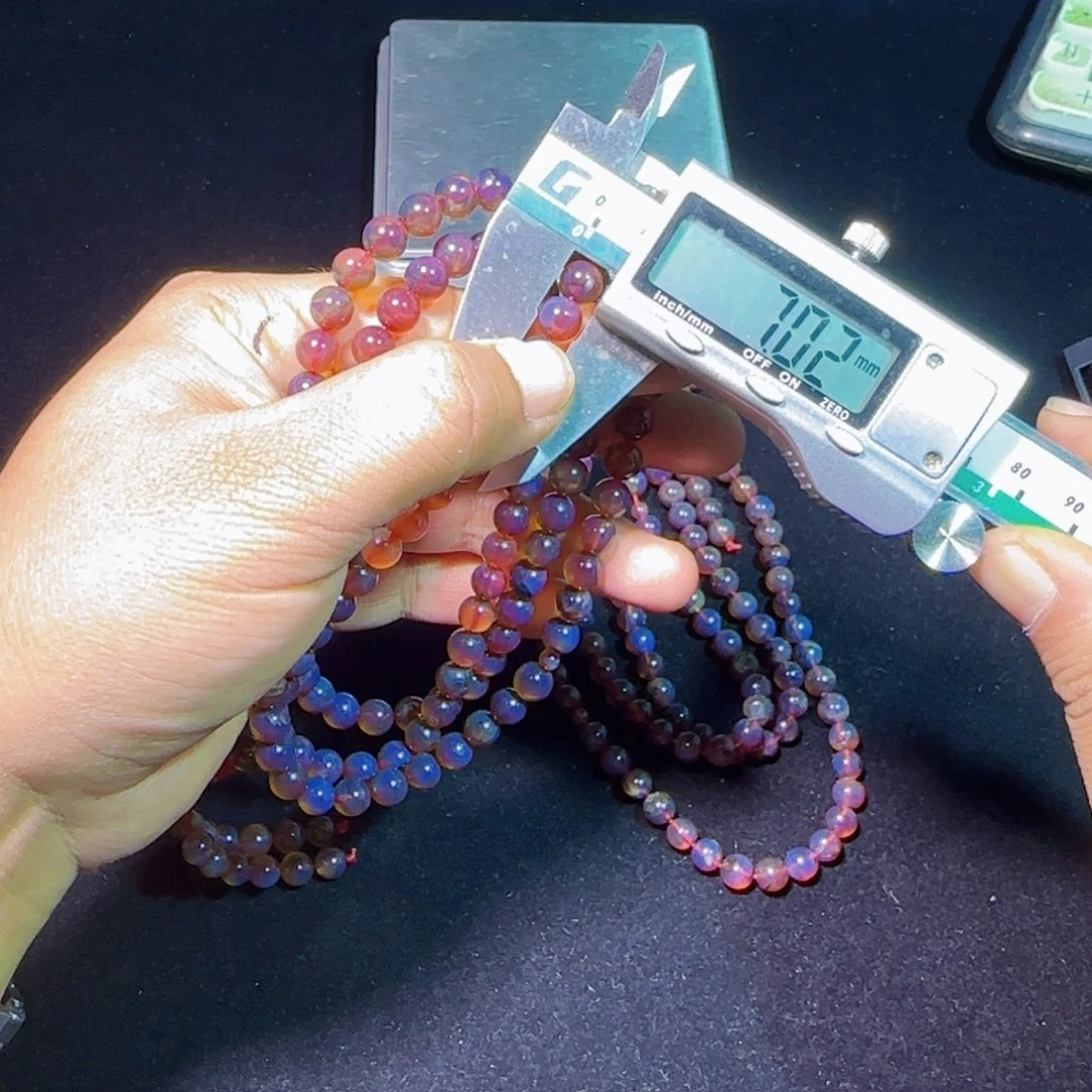 琥珀未镶嵌裸石琥珀