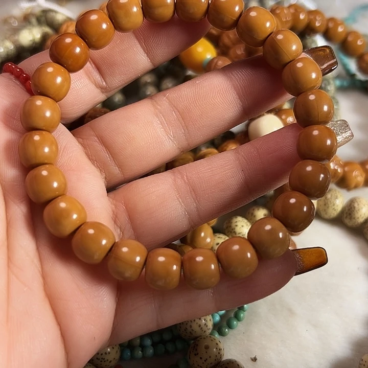 *****吊坠猴头核桃精工制作猴头馒头手串