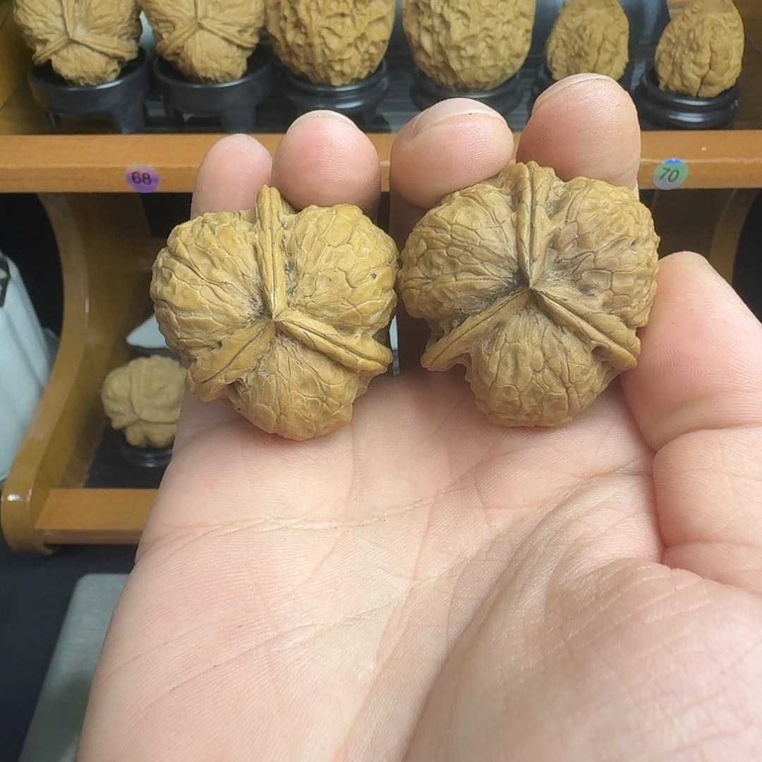 把件文玩核桃30号蝴蝶三棱38尺