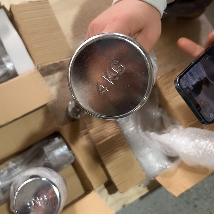 全新电镀纯钢哑铃4公斤一对