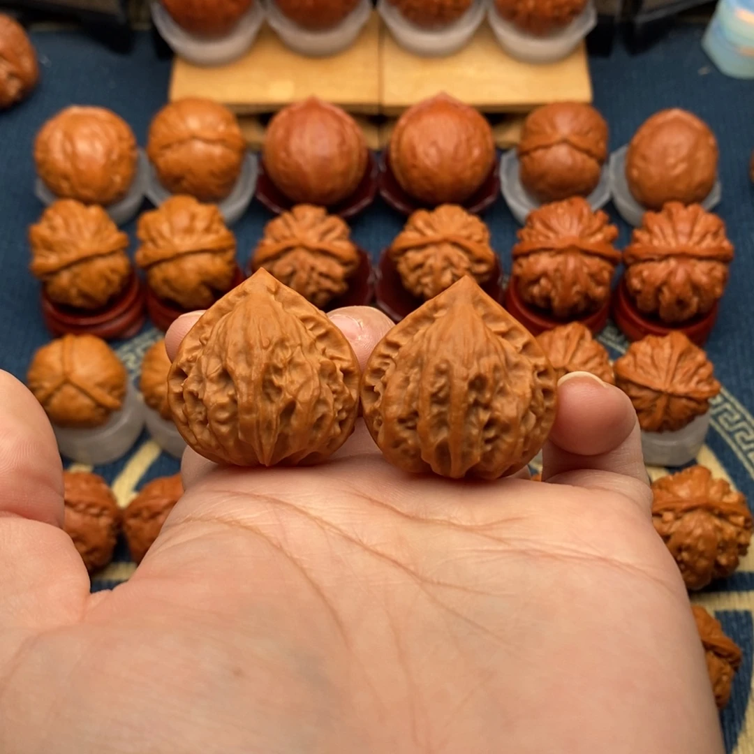 把件文玩核桃红桃A