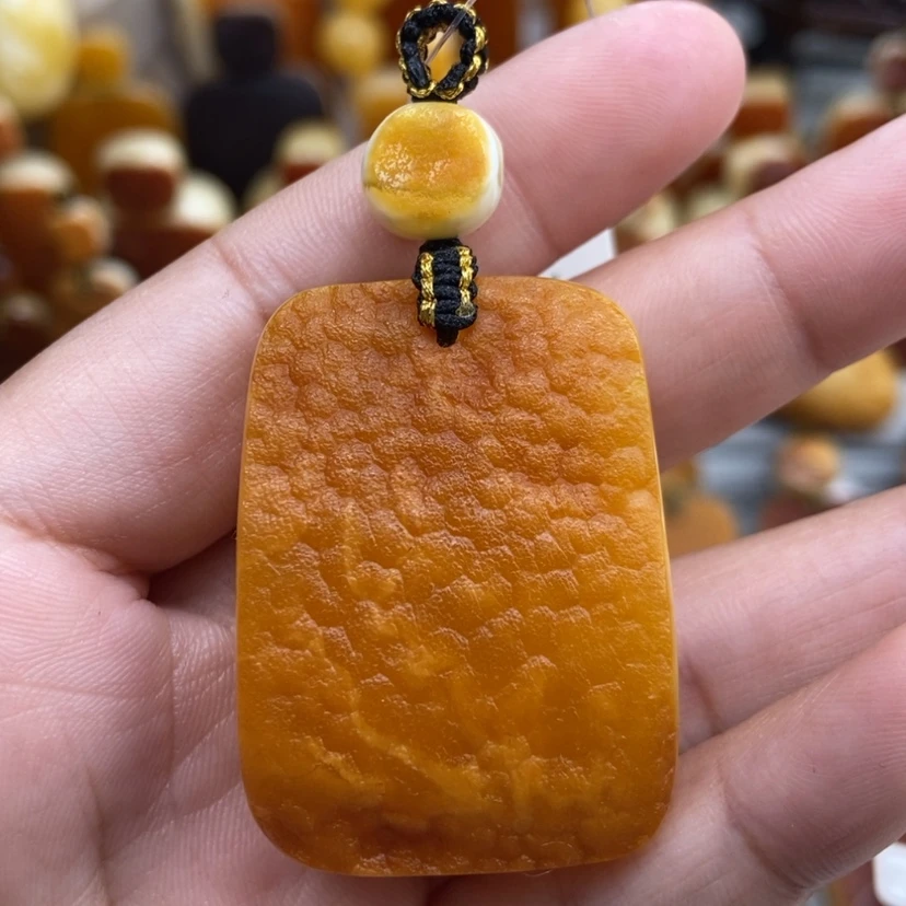 【闪购商品】琥珀颈饰未镶嵌