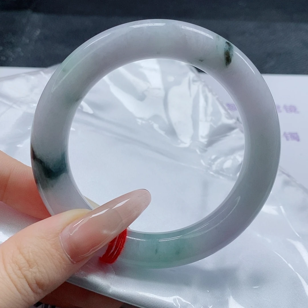 【闪购商品】未镶嵌手镯（圆镯）翡翠527号