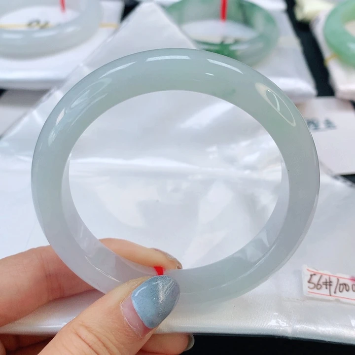 翡翠手镯未镶嵌u****5翡翠手镯56