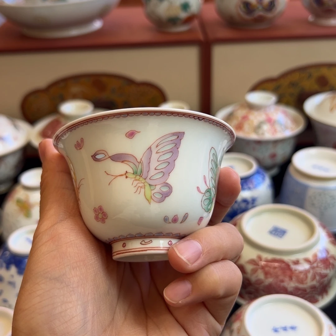玲珑手绘蝶恋花铃铛