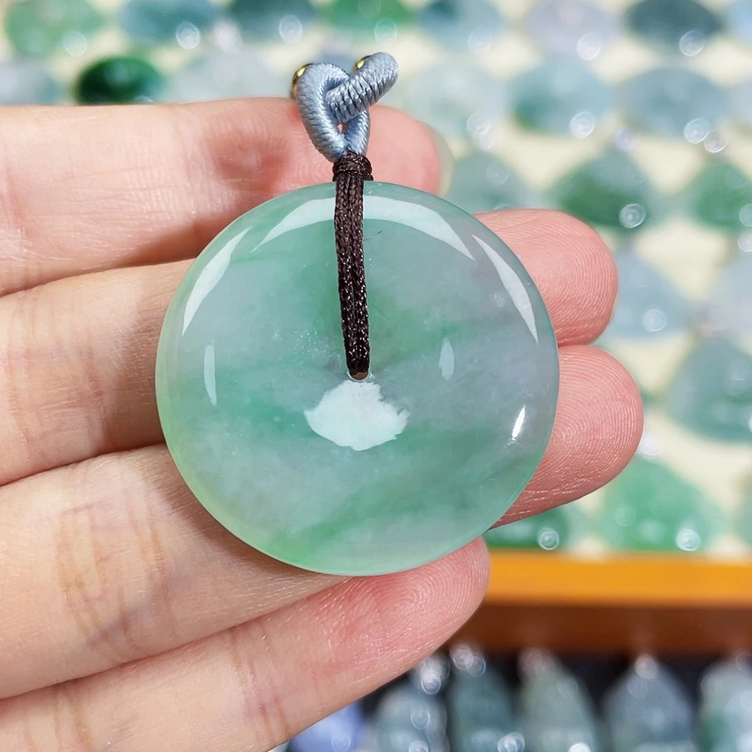 翡翠未镶嵌颈饰吊坠