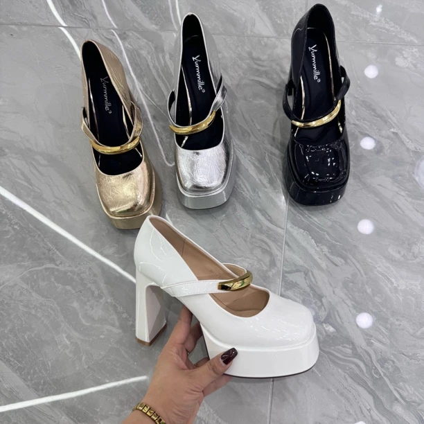 99111复古玛丽珍鞋女方头漆皮一字带防水台高跟单鞋舒适百搭粗跟