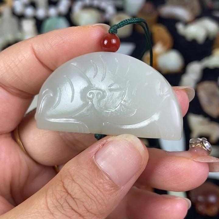 和田玉（糖玉）未镶嵌挂件
