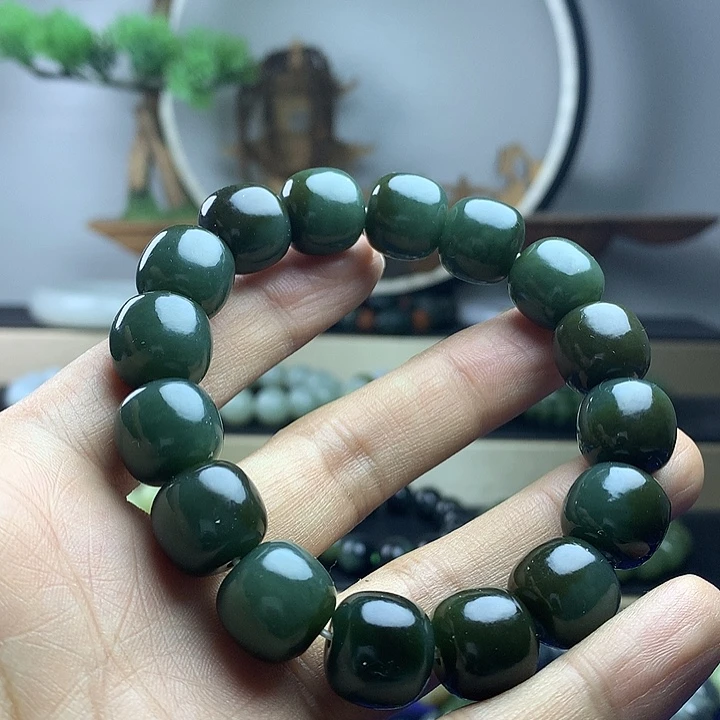 和田玉未镶嵌手串