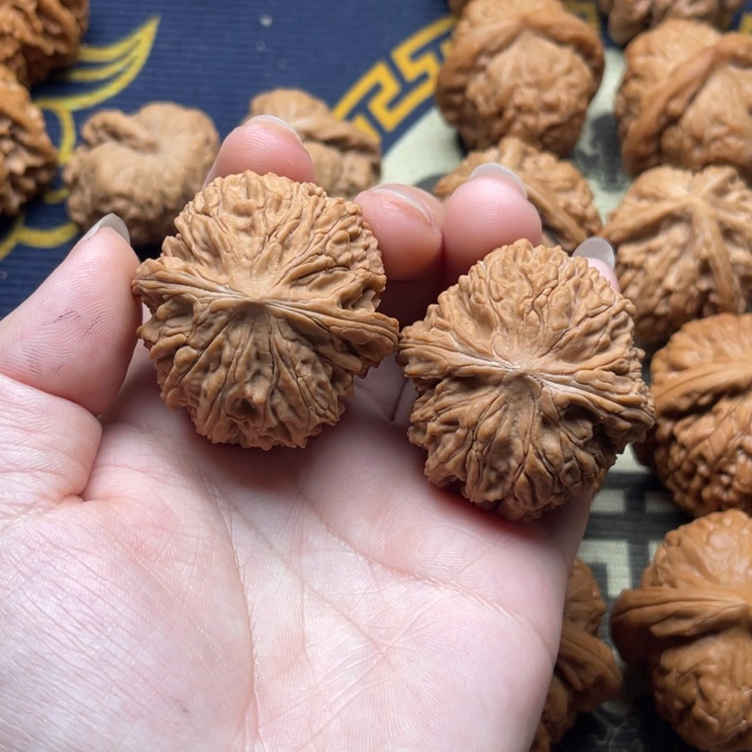 文玩核桃吊坠女娲石39