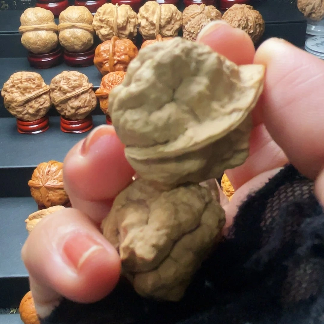 文玩核桃把件东**风云石……